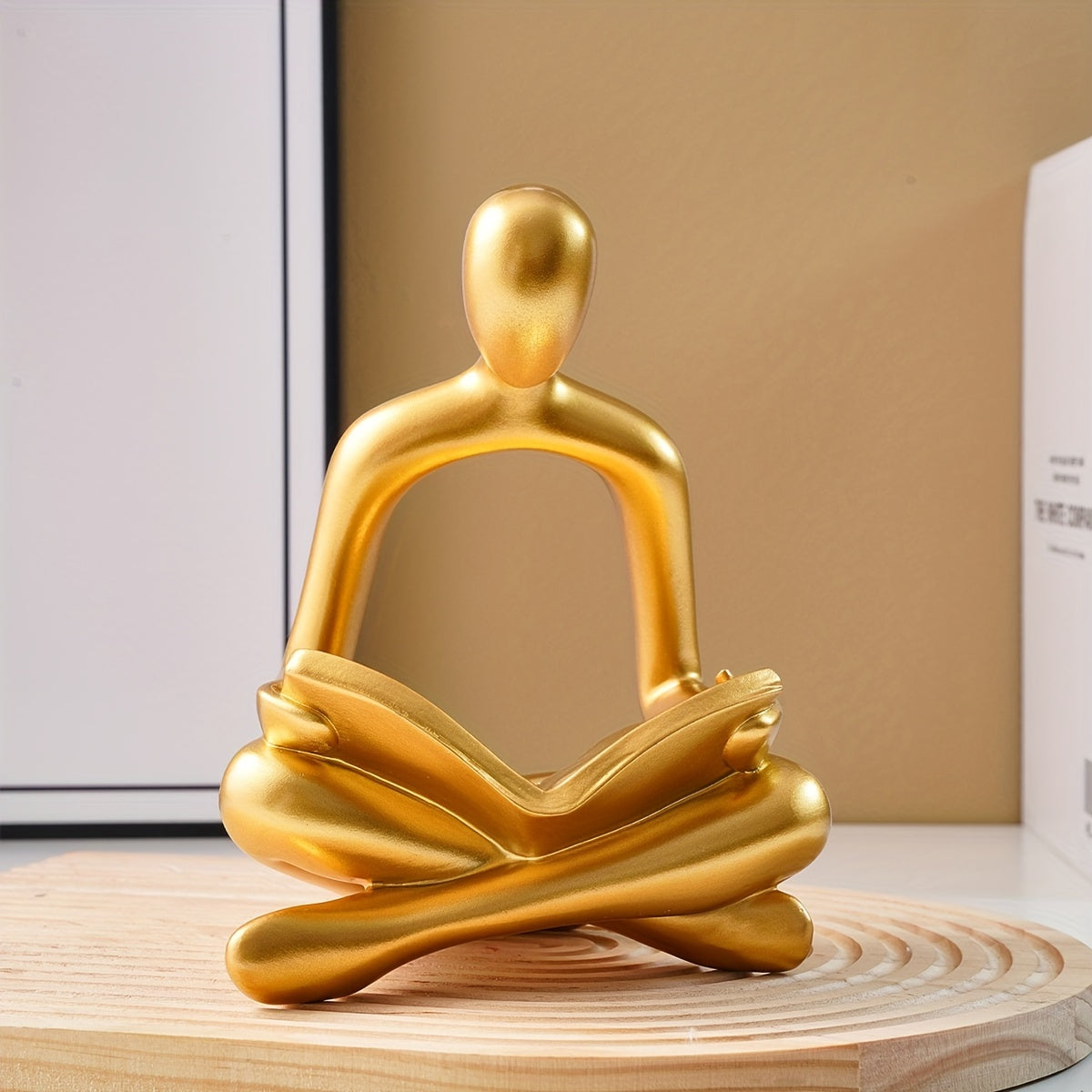Charmante figurine en résine représentant un amoureux des livres – Disponible en noir, blanc et doré – Parfaite pour la décoration de la maison et de la salle à manger, les fêtes et les vacances